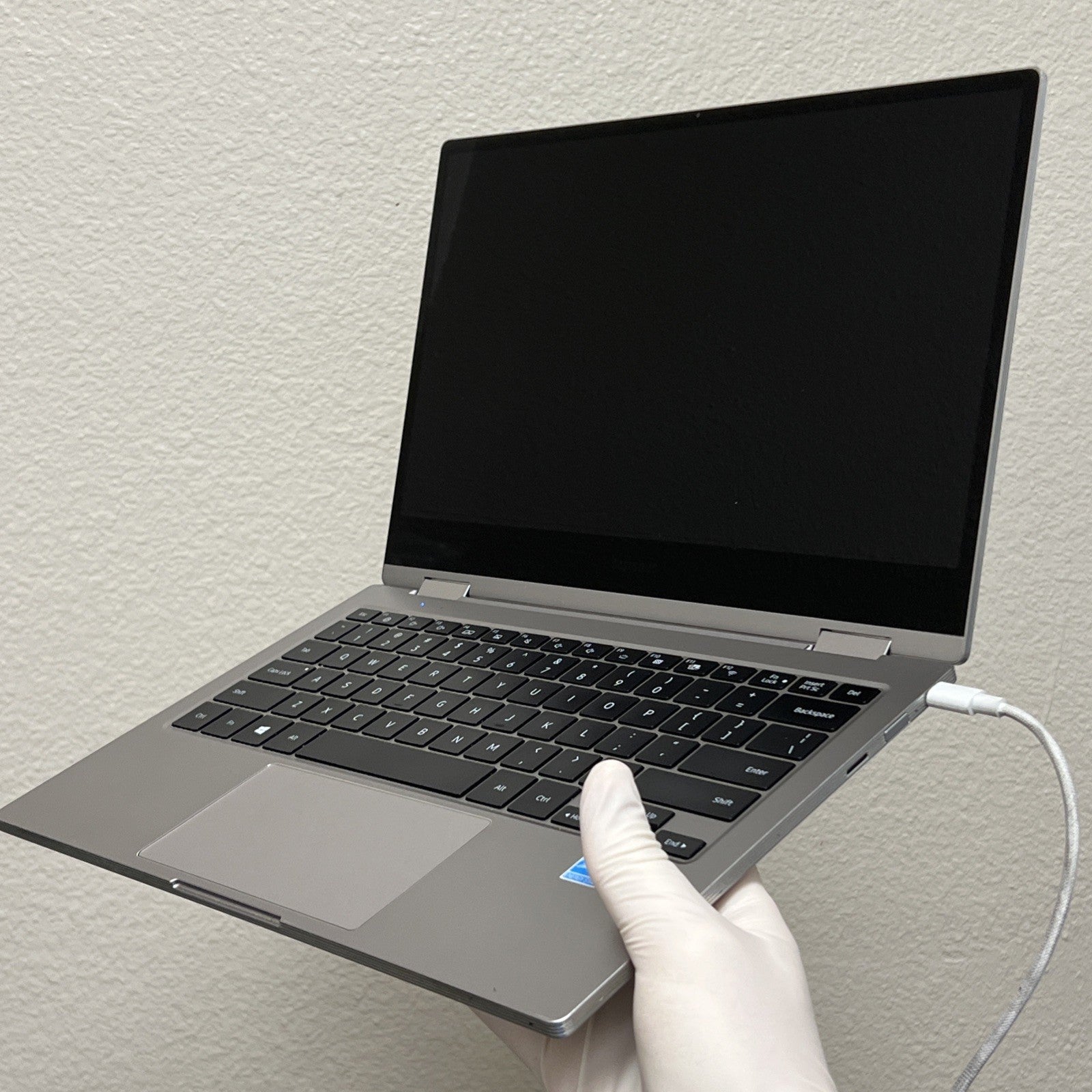 SAMSUNG NOTEBOOK 9 PRO 13” i7-8565U 16GB RAM 512GB 1.80GHz WIN 11PRO